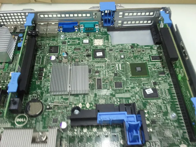 Dell PowerEdge R320 Dedicated Server Thailand ic-myhost Dell PowerEdge R320 Dedicated Server Thailand ic-myhost
